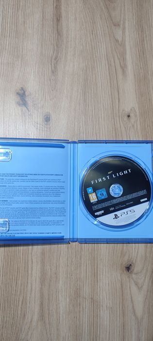First light 007 James Bond gra ps5