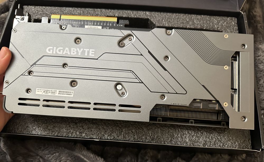 Відеокарта Gigabyte radeon rx7700 xt gaming oc12 G