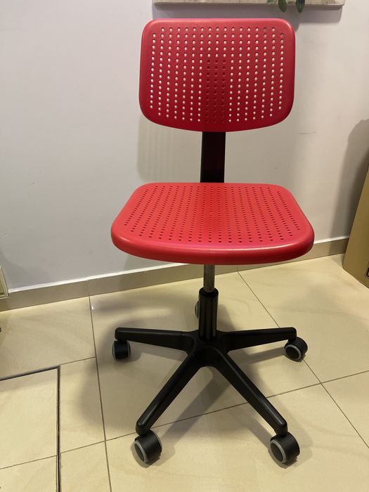 Krzesło obrotowe biurkowe