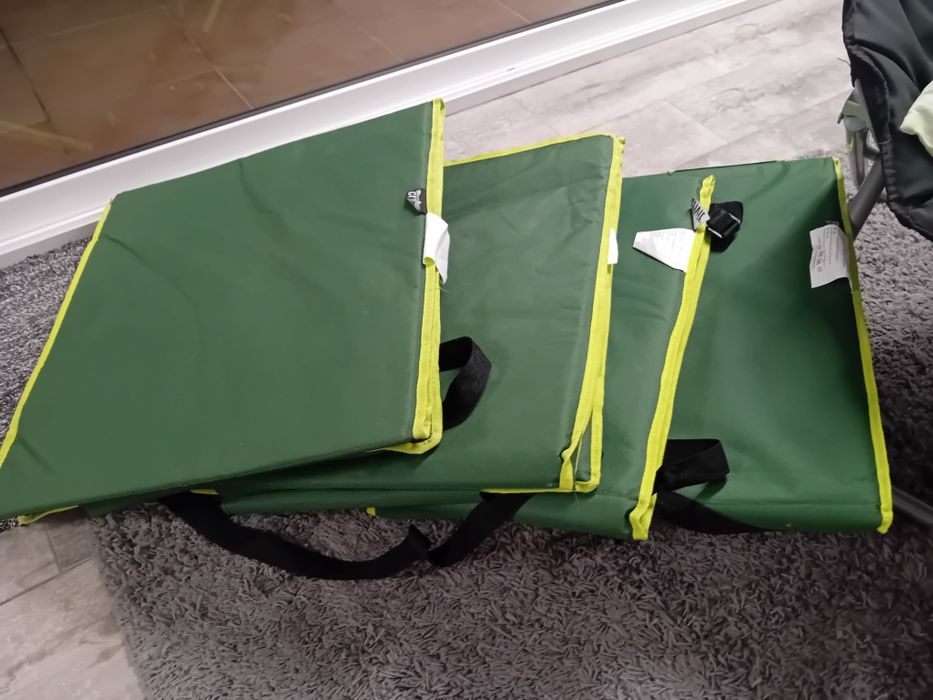 4 Espreguiçadeiras / Esteiras de Praia, Piscina e Campismo – Como Novas 35 eur