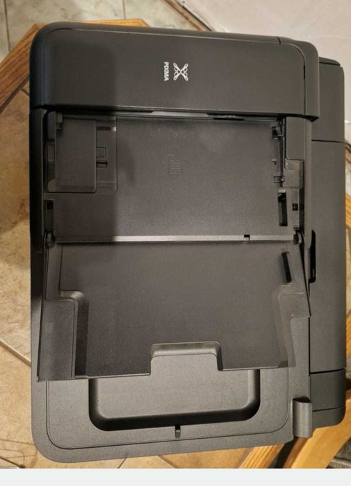 Sprzedam drukarkę Canon Pixma TR8550