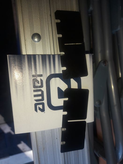 Vario material IAME novo e usado