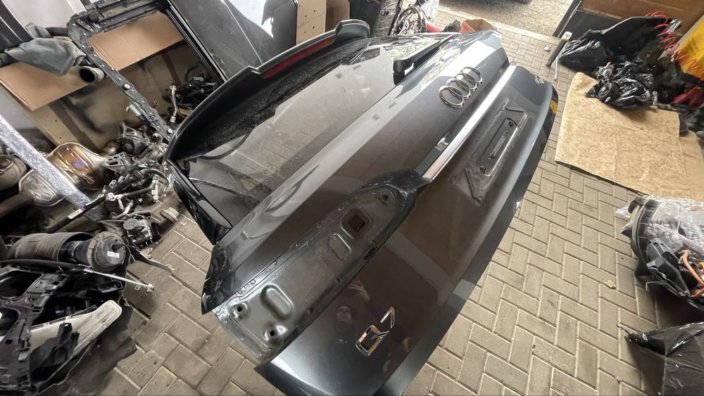 Крышка багажника audi Q7 4m рестайлинг