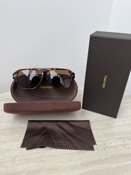 Сонцезахисні окуляри Tom Ford