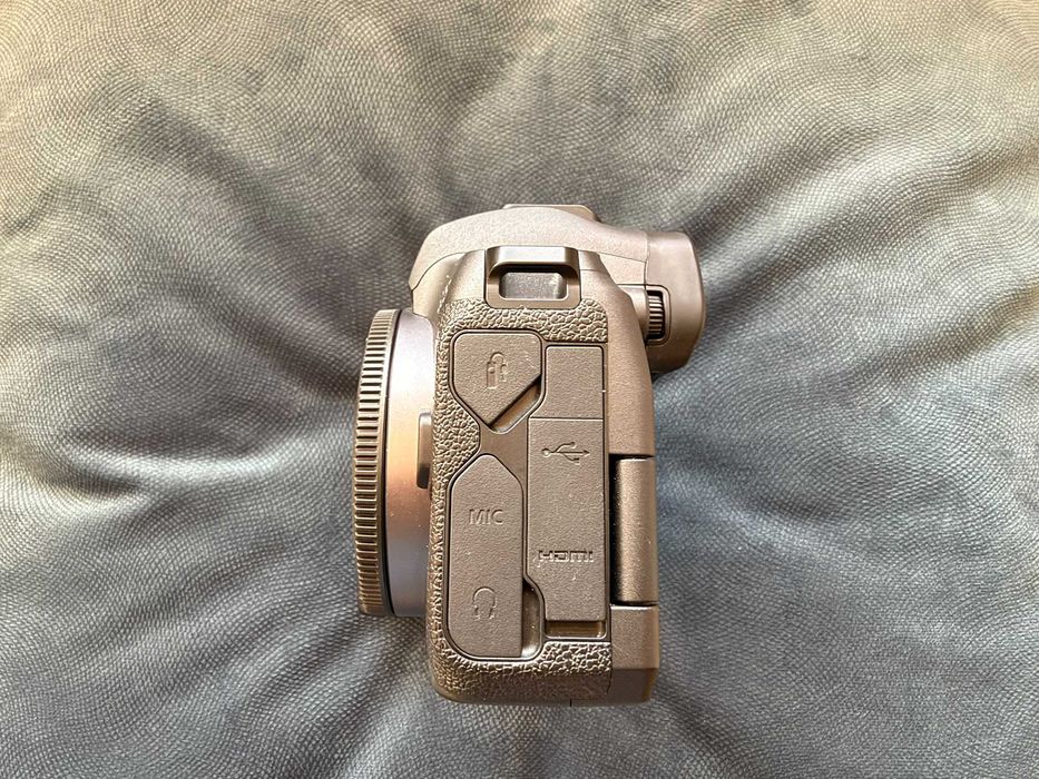 Canon EOS R - Imaculada [Como Nova] + Caixa + Fatura + Lente RF 24-105mm