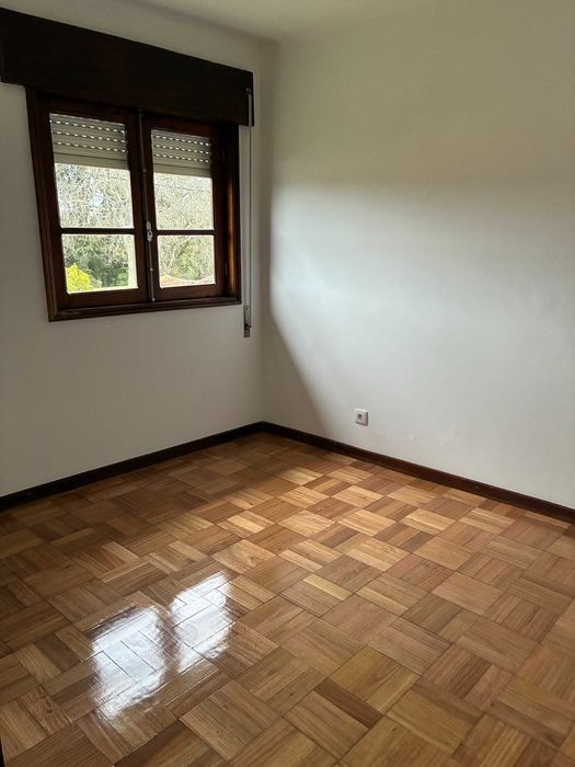 Arrenda-se  Imóveis / Apartamentos