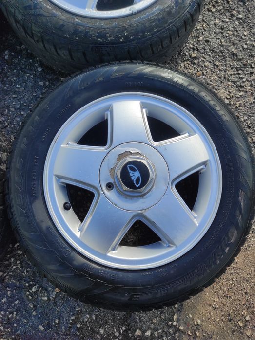 Jantes especiais 14 4x100 C/Pneus 175/65 Honda Nissan Opel Toyota