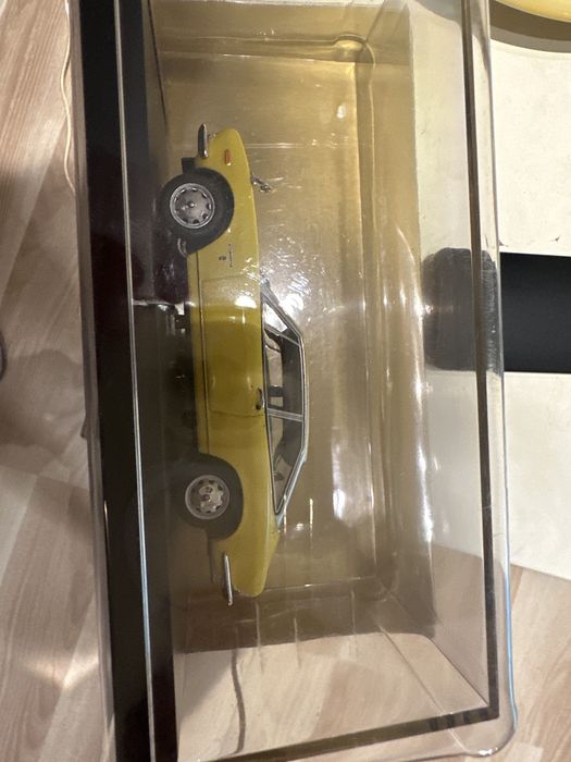 Модель машини.1/43 масштабу