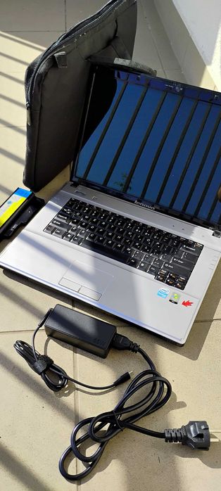 Laptop Lenovo IdeaPad G530 WiFi HDMi 15" DVD Kamerka RJ45 Ethernet OBD