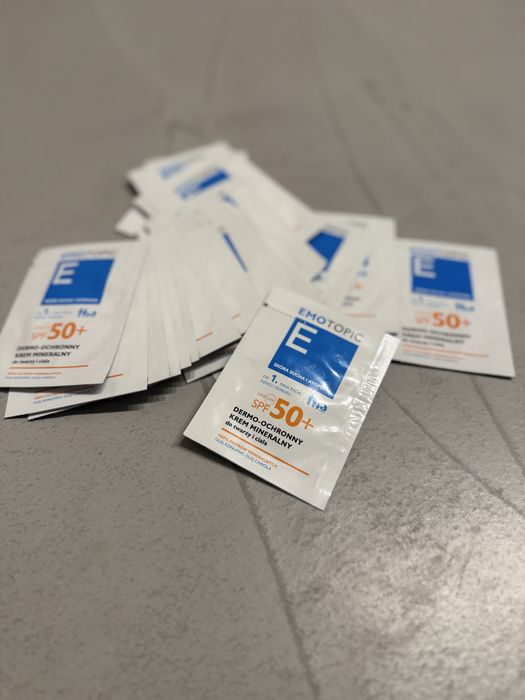 Próbki Emotopic SPF 50+