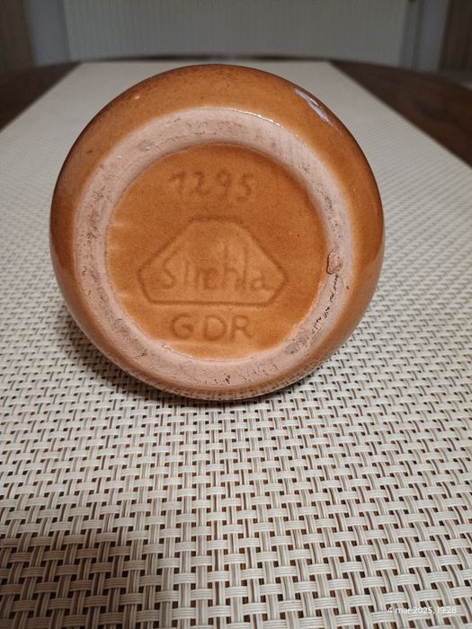 Stary ceramiczny wazonik - Stehla