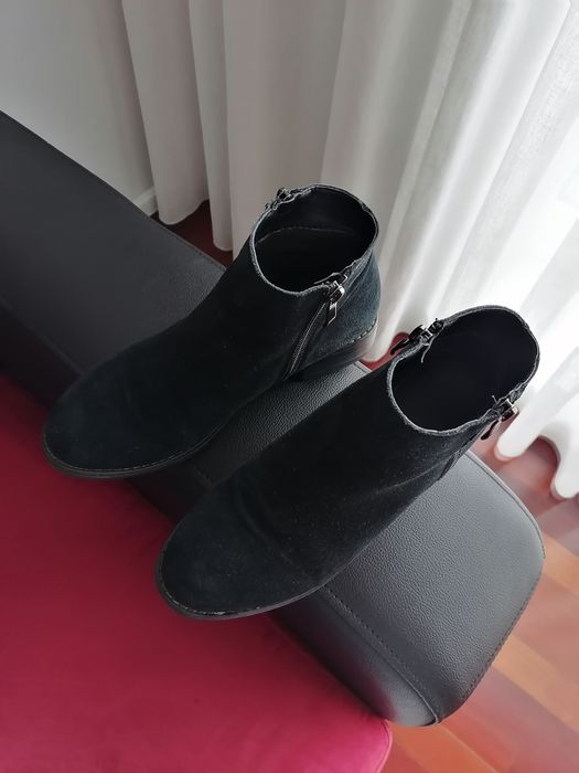 Botins Pretos Tam 37  Lindíssimos  ( Portes incluídos)