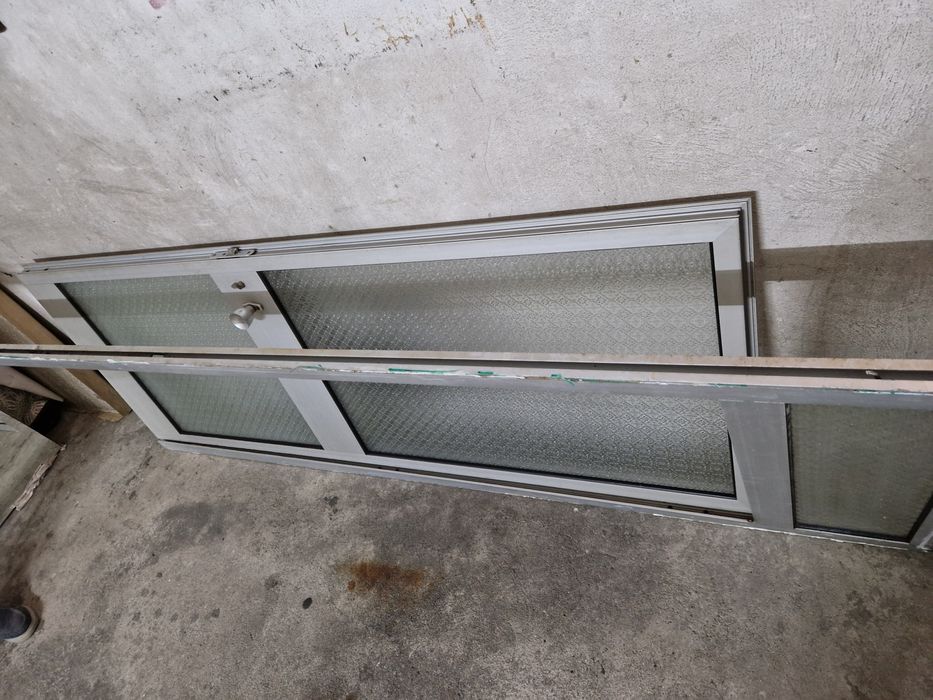 Porta em alumínio