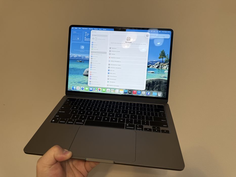 Apple Macbook air M2 8/256gb батарея 99%