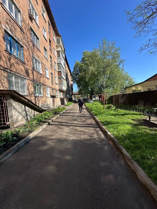 Трикімнатна квартира в місті Ромни