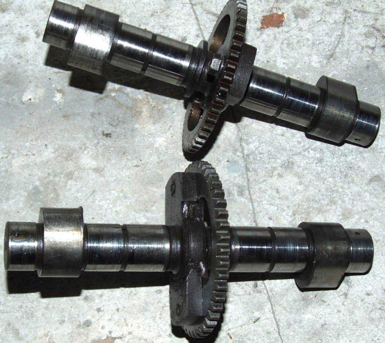 Honda VF 750 C Magna '83 rama z dokumentami i inne części