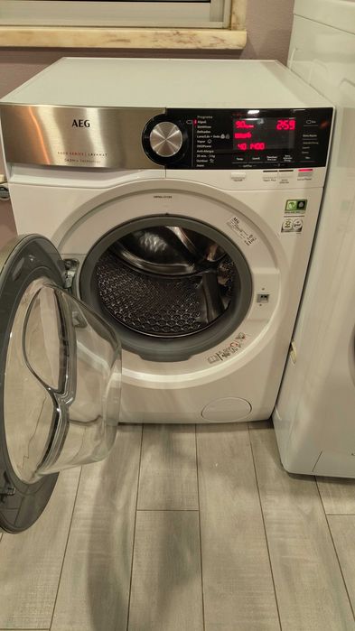 Máquina de lavar roupa AEG 8000 OkoMix 9kG 1400rpm
