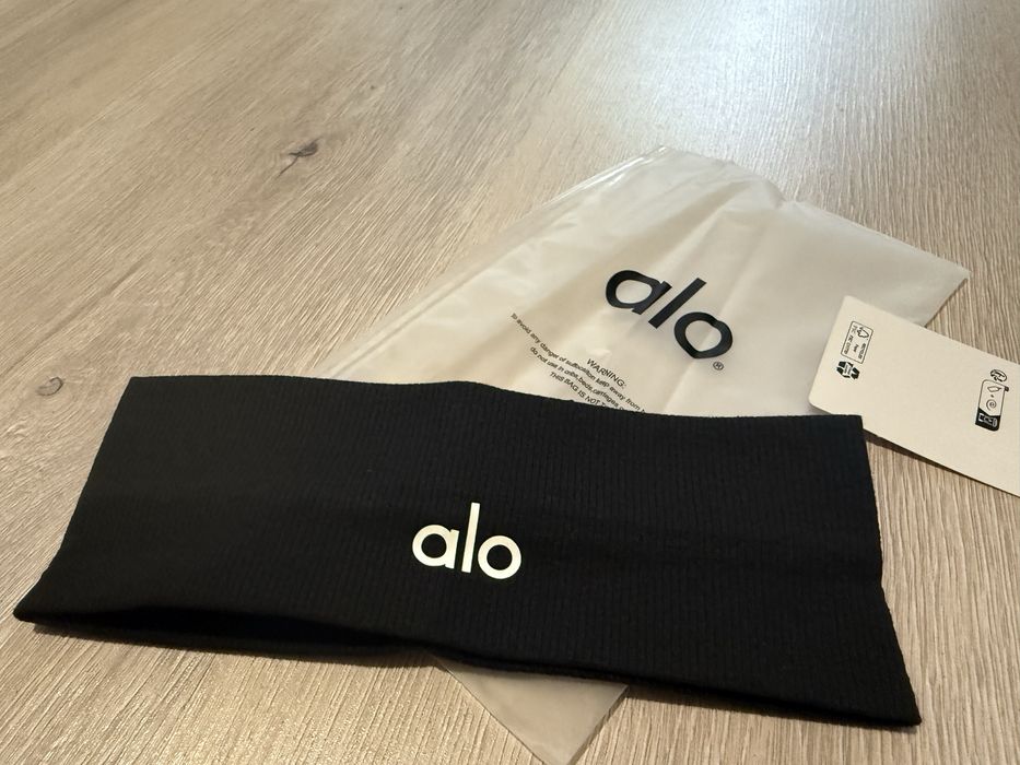 Повʼязка Alo yoga