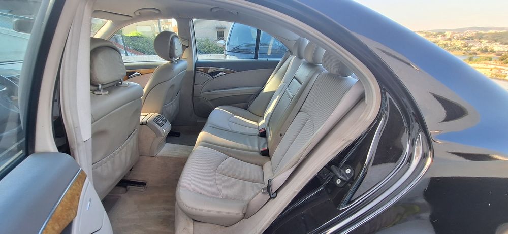 Mercedes-Benz E220 cdi