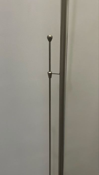 Para desocupar vendo candeeiro de pé 100% inox