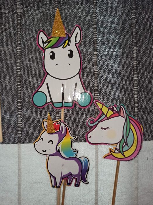 Topo de bolo unicórnio