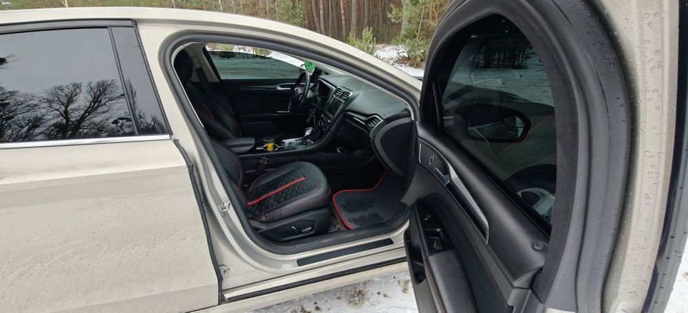 Ford Fusion USA 2015