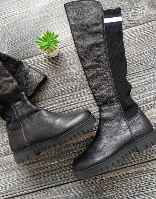 Вінтажні чобітки Tommy Hilfiger, дівчинці-підлітку, 37,5/38 р, шкіра