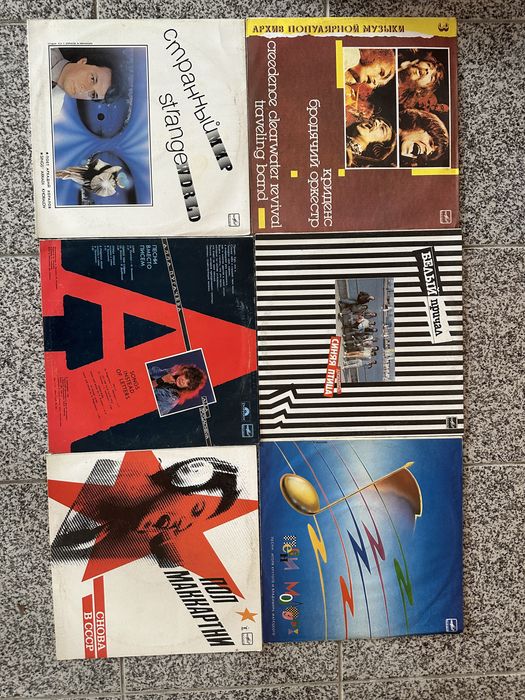 44 discos de vinil antigos, como novos de coleção
