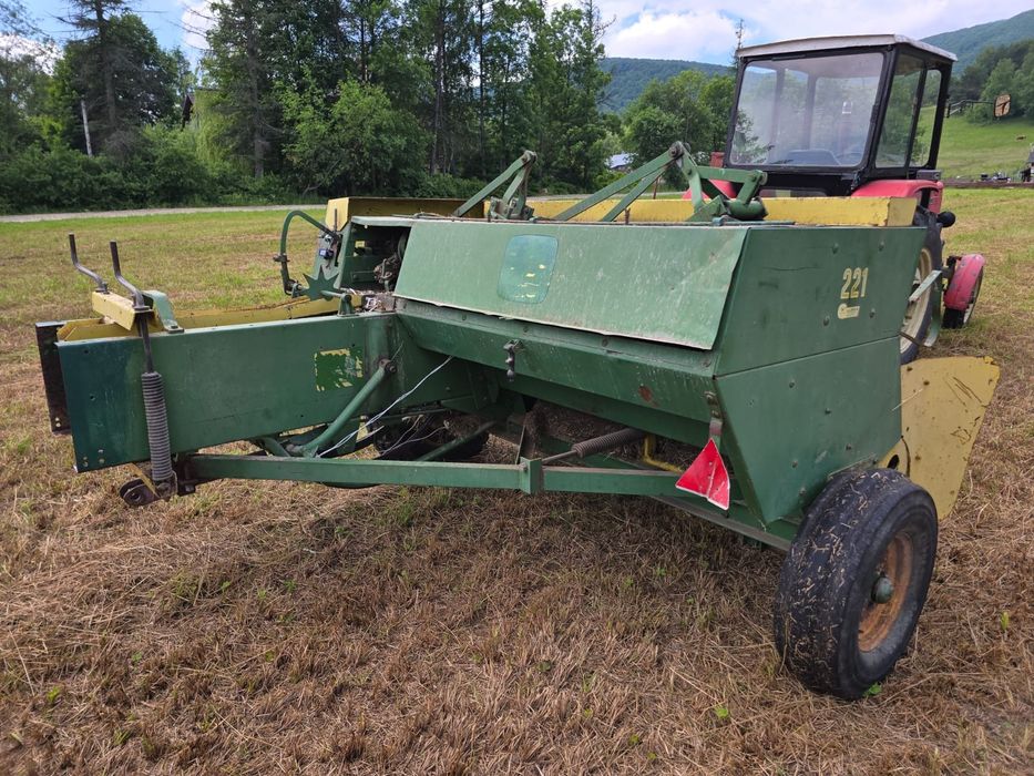 Prasa do kostek JOHN DEERE