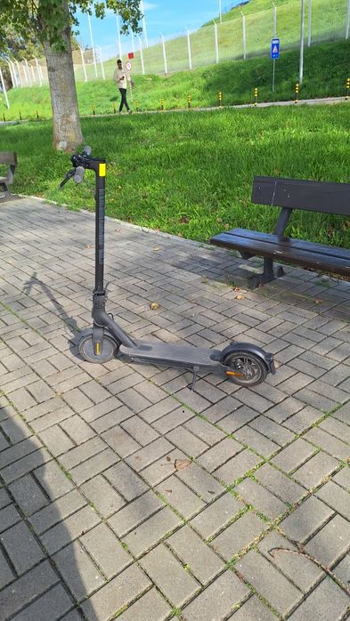 Trotinete Xiaomi Electric Scooter Essential Preta