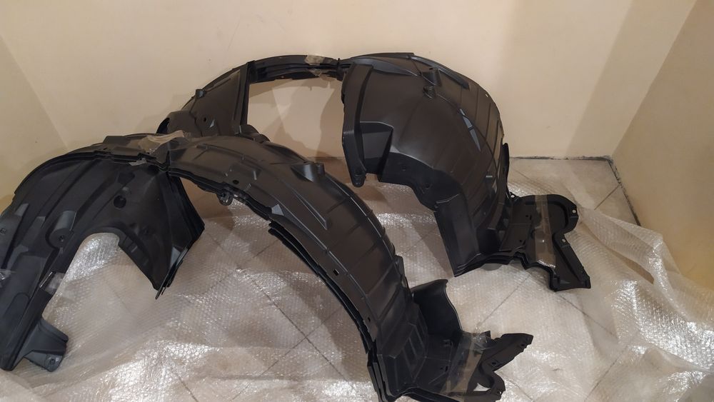 Подкрылок передний Nissan Rogue T-32