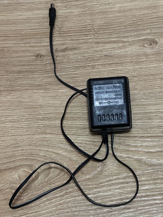 Блок живлення (адаптер) AC/DC 9V 850mA
