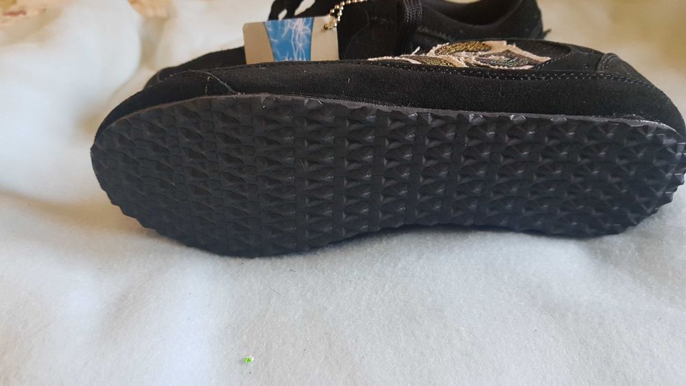Buty skórzane /zamszowe/ rozmiar 38  wygodne, nowe