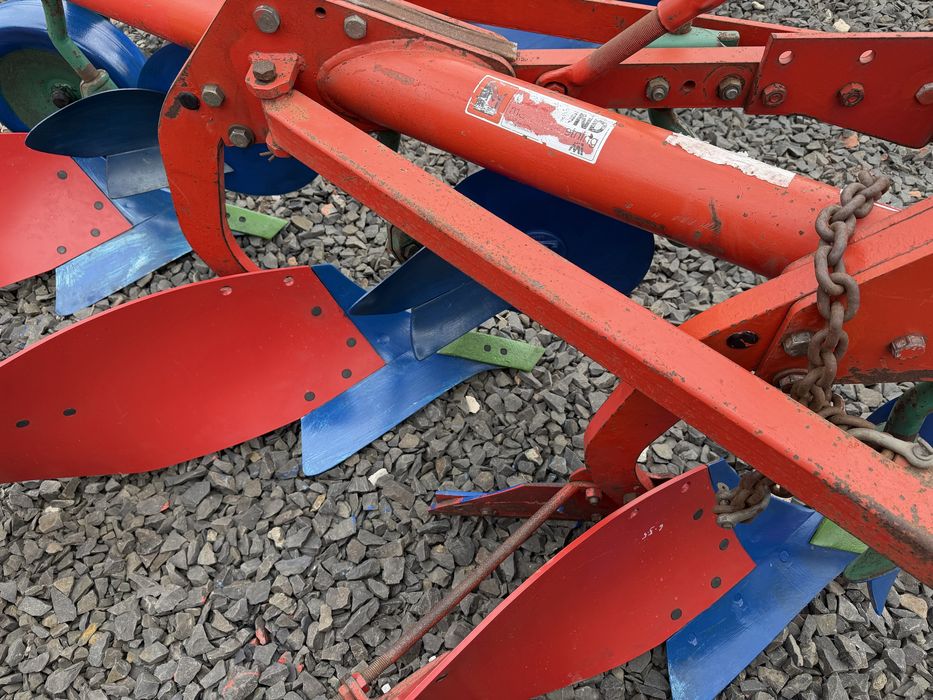 Плуг Квернеланд Kverneland 3 x 40