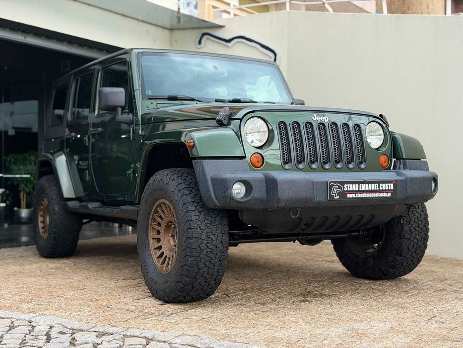 Jeep Wrangler Unlimited — fotografia 2