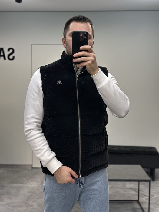 Жилетка Armani велюрова