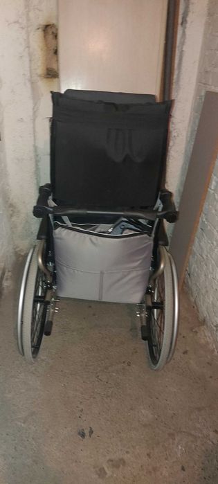 Sprzedam wózek inwalidzki