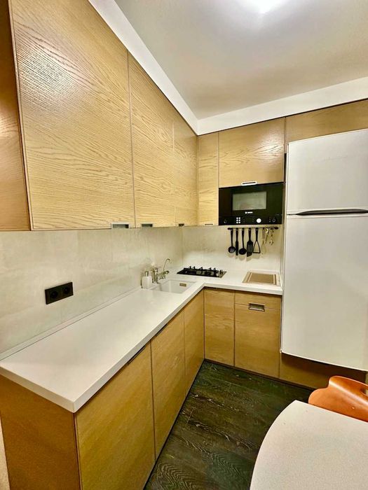 Рибальська 11. Оренда 1 кімнатної квартири. Метро Печерська 7 хвилин.