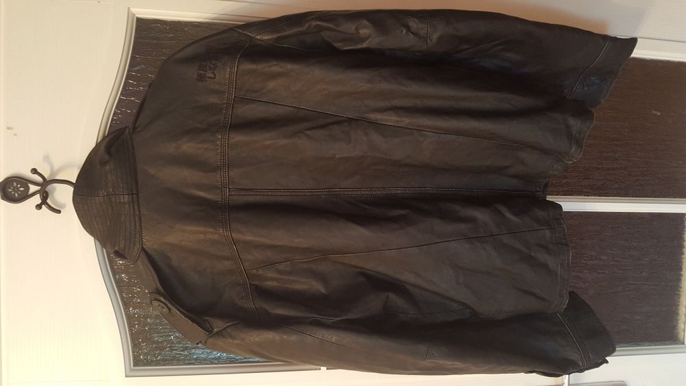 Redukcja ceny . Skora meska Superdry