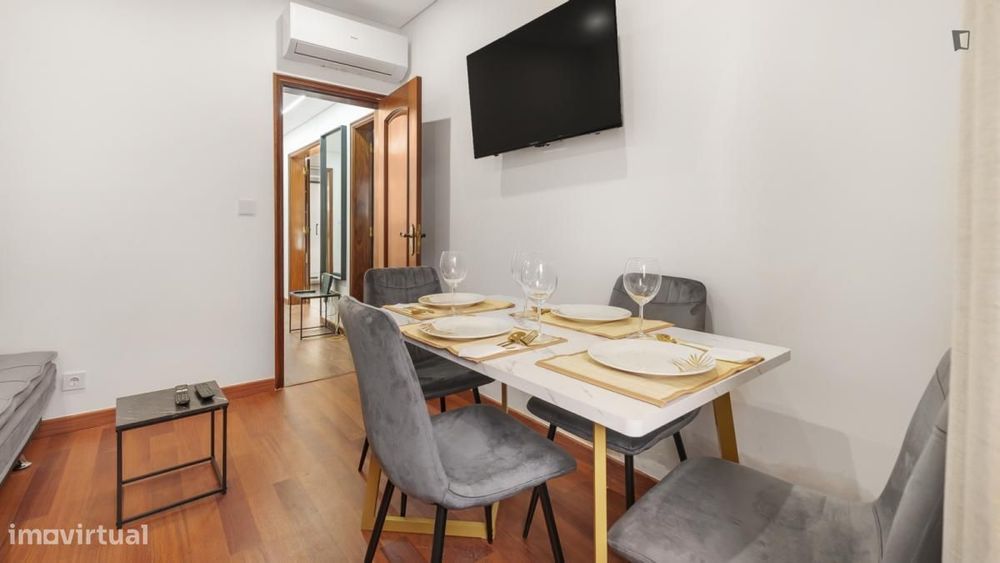 Apartamento com 2 quartos - localizado em Amadora Lisbon