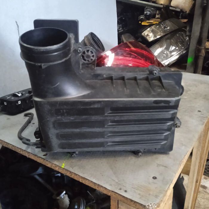 Obudowa filtra powietrza 5Q0129601AE