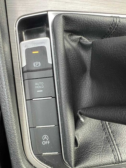 Volkswagen Golf VII Sportsvan 1.6 TDi 105cv