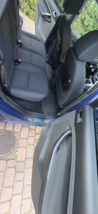 Ford  C- max    1 ,6