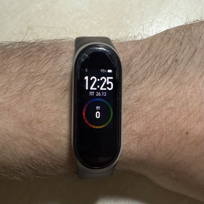 Xiaomi Mi Band 4 фітнес-браслет, повністю робочий