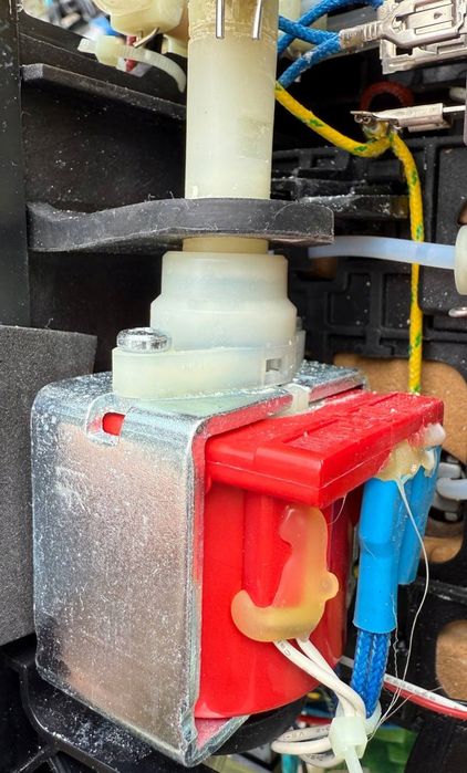 Pompa do Breville Prima Latte II 1245 W czerwony