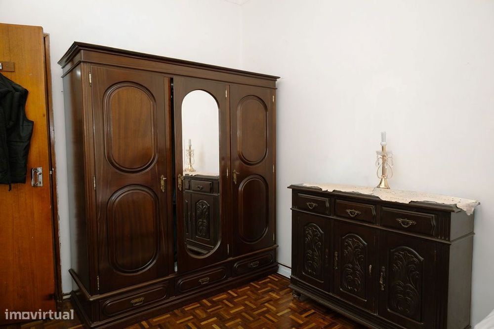 Apartamento T3 no centro de Sobral de Monte Agraço