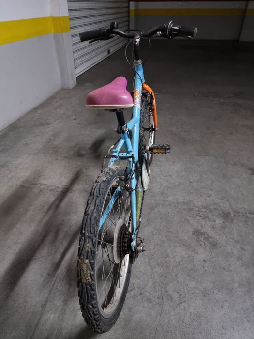 Bicicleta criança 20" DECATHLON