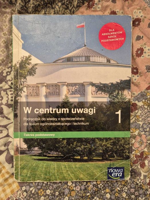 W centrum uwagi 1 podręcznik do WOSu