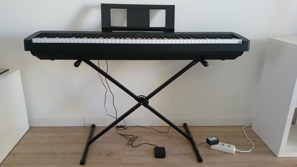 Piano Yamaha P-45 NOVO