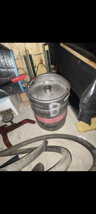 Barril e engarrafadora